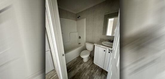 Black Lake Deluxe - Bathroom