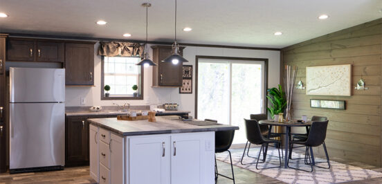 Cayuga Amsterdam Kitchen/Dining Room